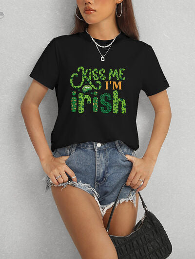 KISS ME I'M IRISH Round Neck T-Shirt