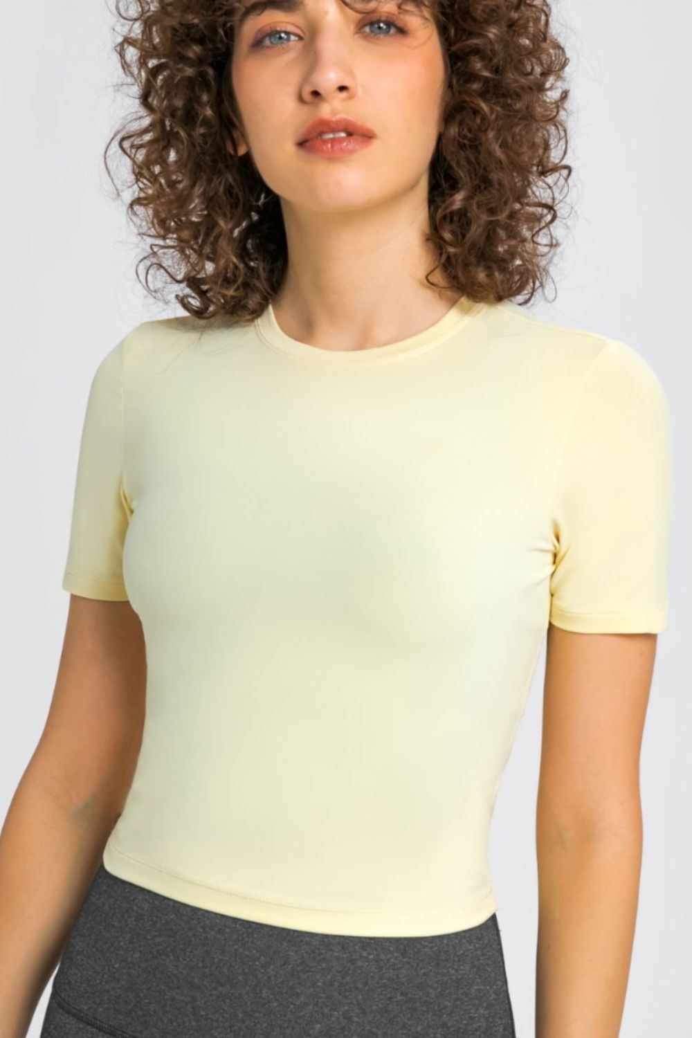 Round Neck Short Sleeve Yoga Tee