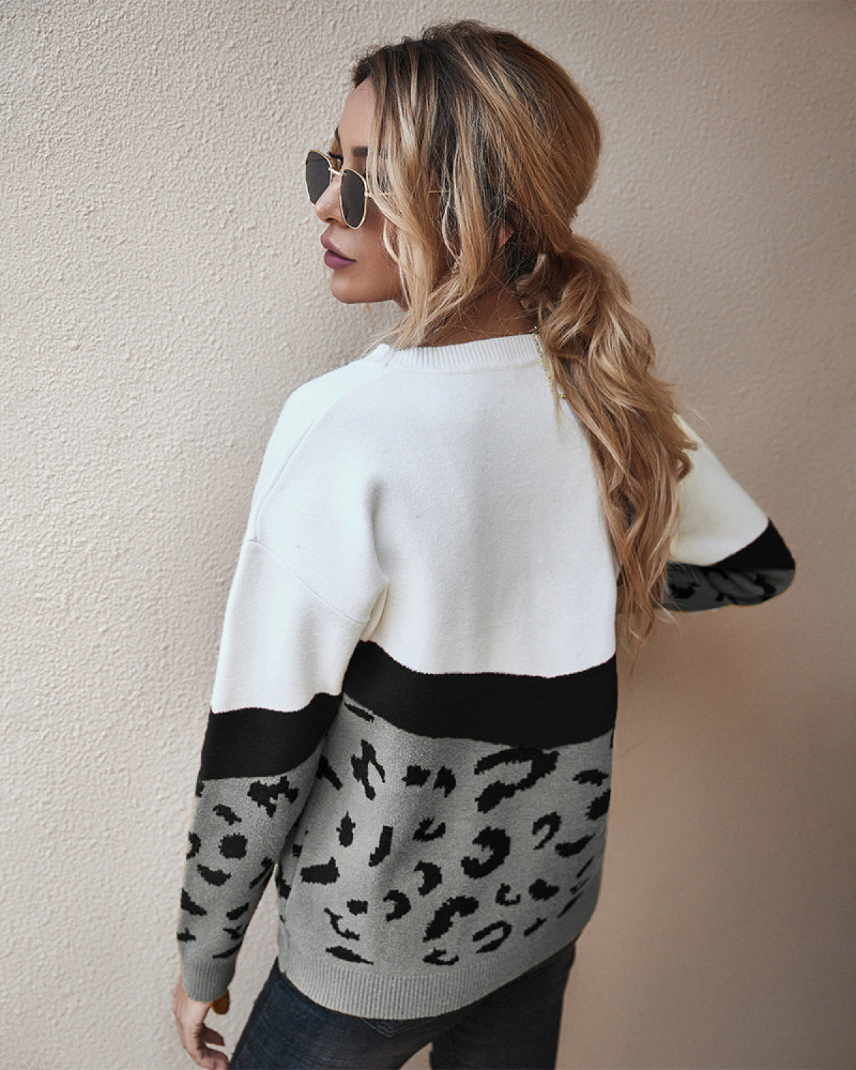 Leopard Round Neck Long Sleeve Sweater