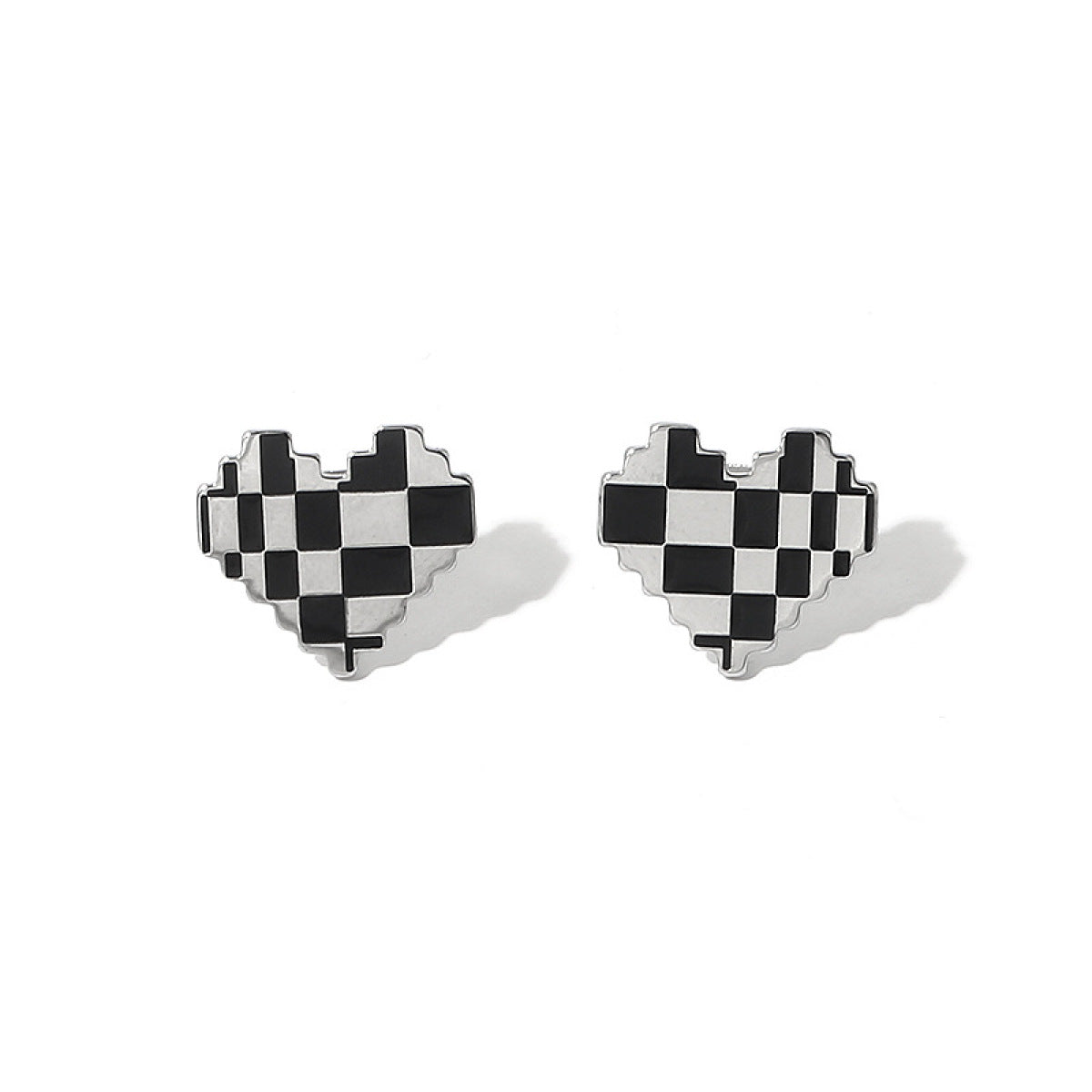 Heart-Shaped Enamel Checkerboard Design Earrings